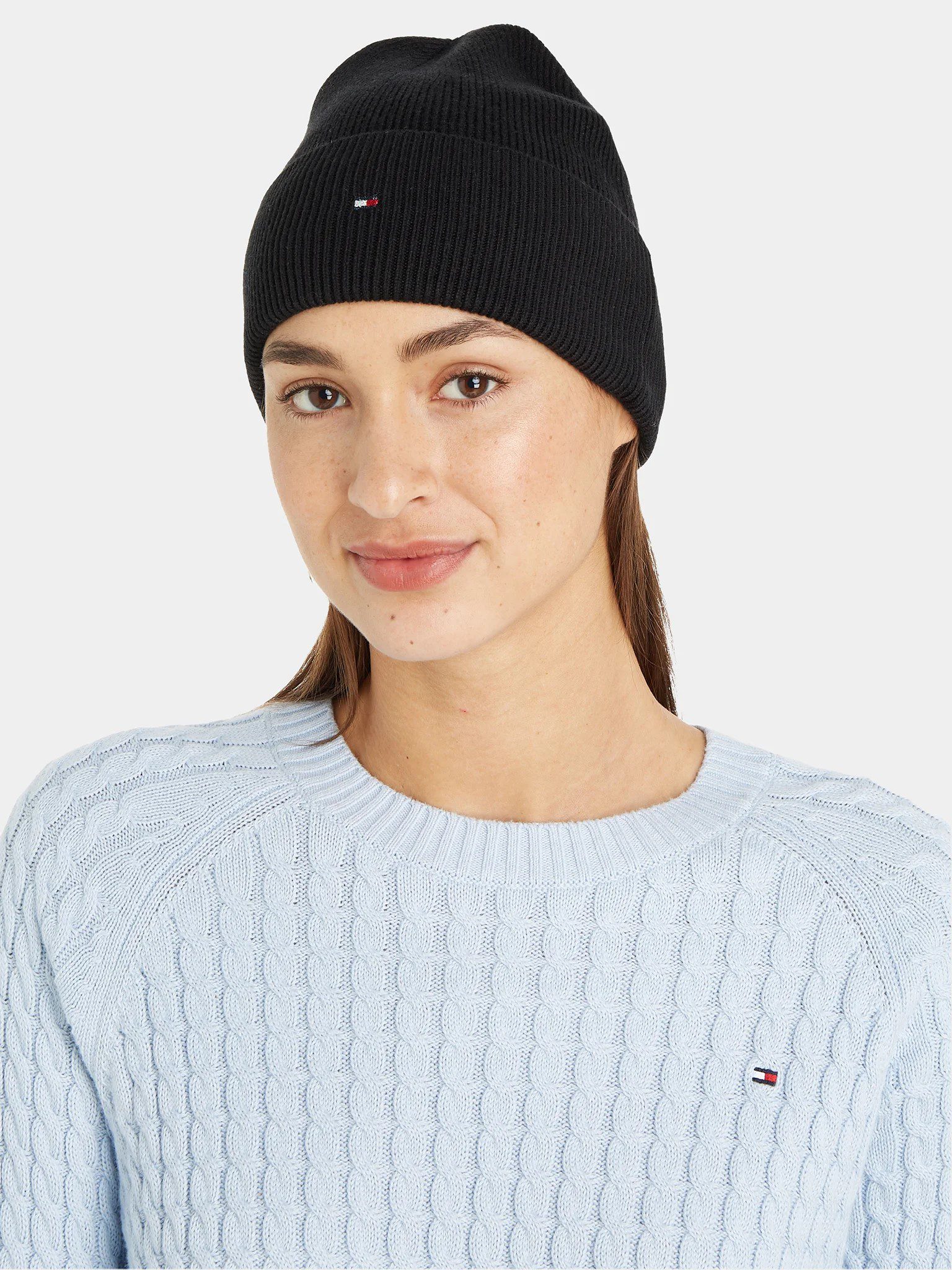 tommy-hilfiger-caciula-essential-flag-beanie-aw0aw15309-negru-8720645543466 (2)