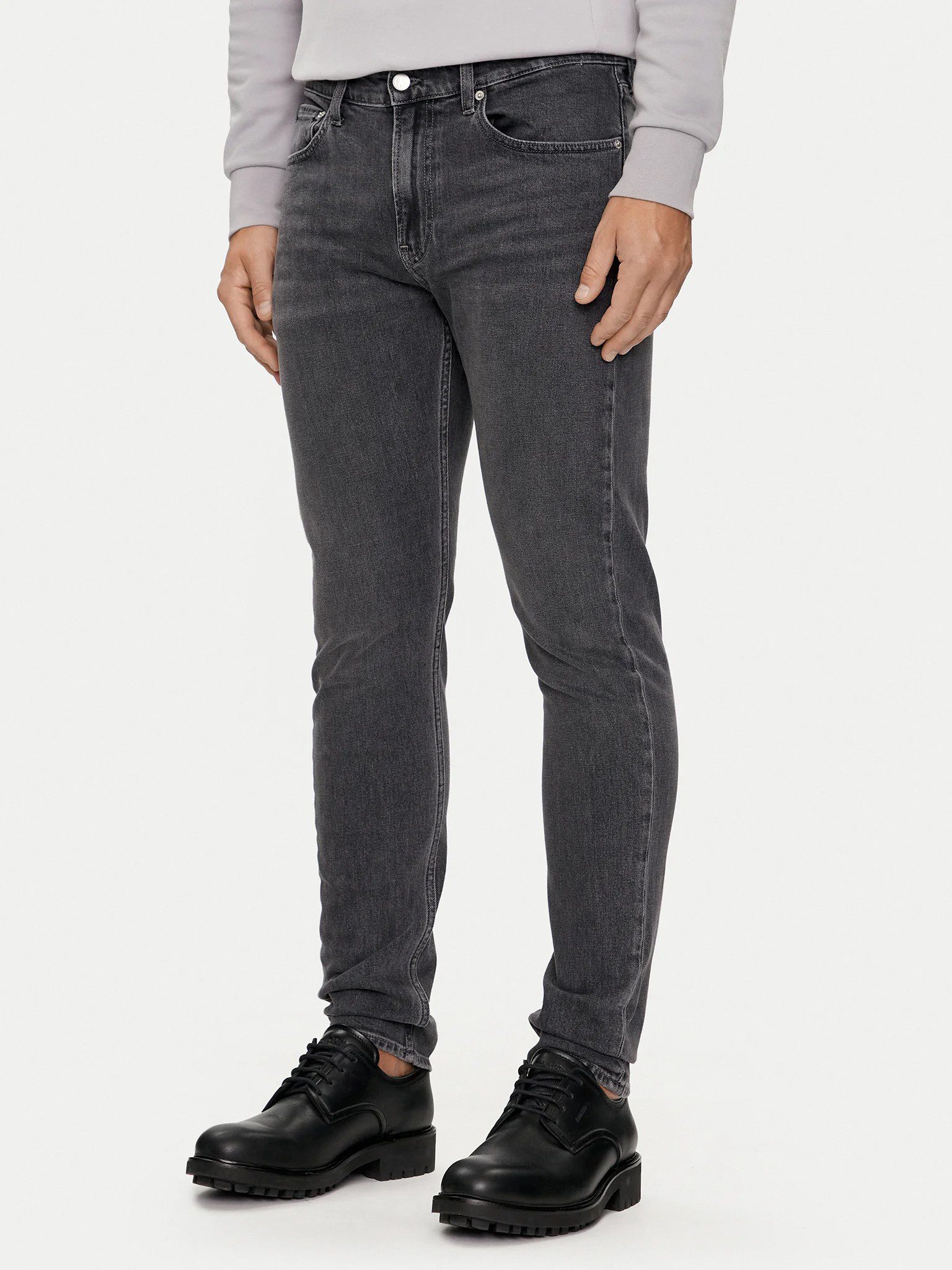 calvin-klein-jeans-blugi-j30j325741-gri-tapered-fit-0000303864002